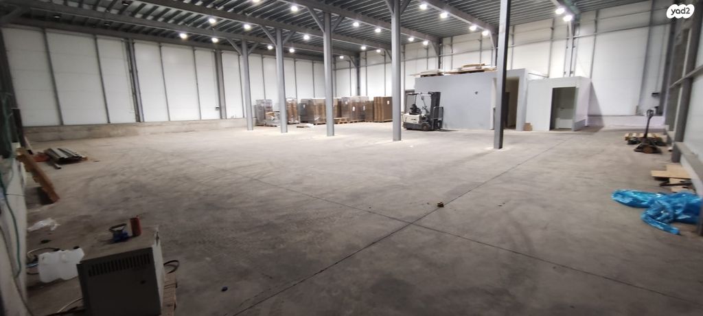 מבני תעשיה, העצמאות, אבן יהודה