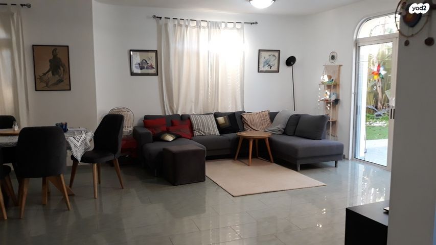 בית פרטי/ קוטג', הירדן 16, ברושים, שוהם