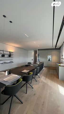 דירה, יהודה עמיחי, תכנית ל', למד, תל אביב יפו