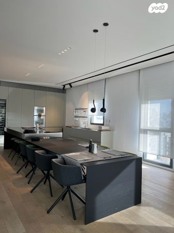 דירה, יהודה עמיחי, תכנית ל', למד, תל אביב יפו