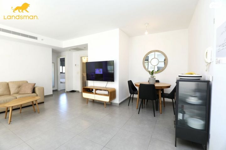 דירה, הרב שקדי 11, מחנה יהודה, פתח תקווה