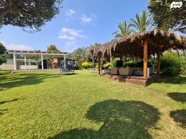 משק חקלאי/ נחלה, ינוב