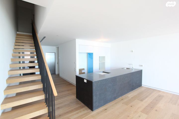 גג/ פנטהאוז, רציף הרברט סמואל 10, כרם התימנים, תל אביב יפו