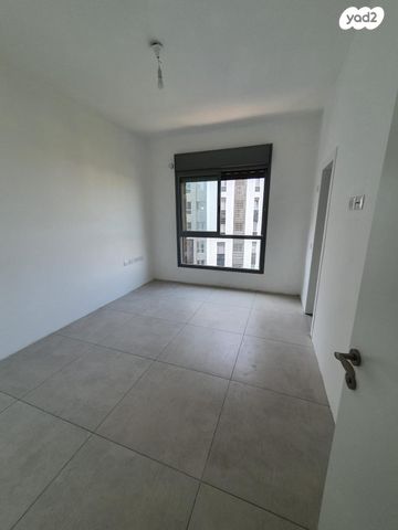 דירה, צבי מנדלבלט 5, מרכז, הרצליה