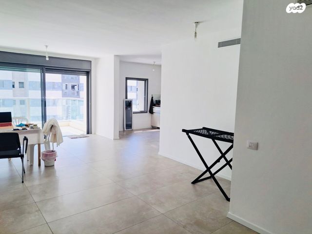 דירה, צה"ל, קיראון, קרית אונו