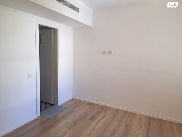 דירה, צה"ל, קיראון, קרית אונו