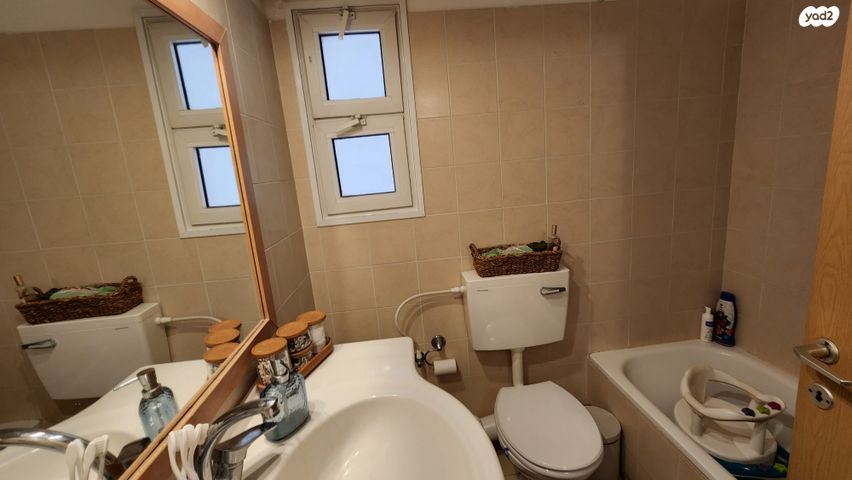 דירה, שדרות ששת הימים 18, ניר אביב, תל אביב יפו