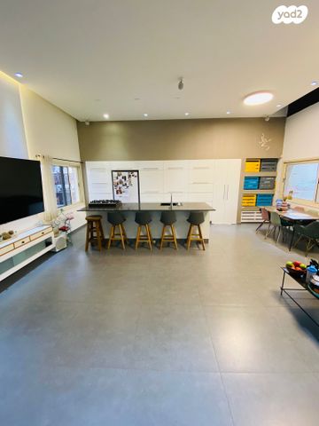 בית פרטי/ קוטג', באר אורה