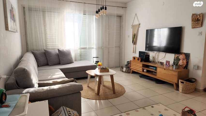 שדרות ששת הימים 18