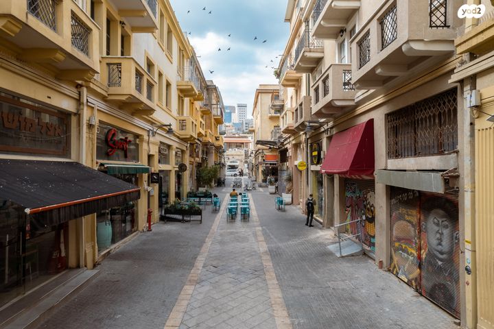 מחסנים, נתנזון, שער פלמר, תחנת רכבת השמונה, חיפה