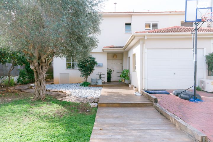 בית פרטי/ קוטג', שאר העיר, קדימה צורן