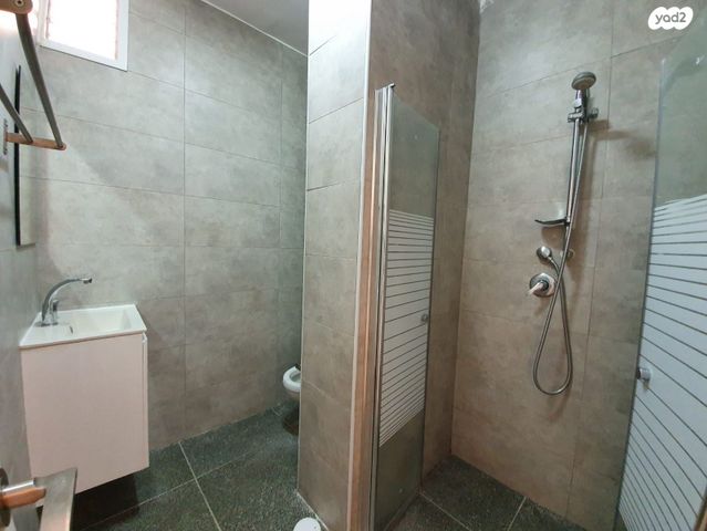 דירה, הרצליה