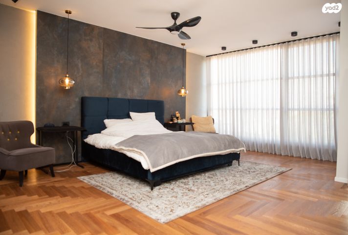 דו משפחתי, דרך ארץ, גדרה