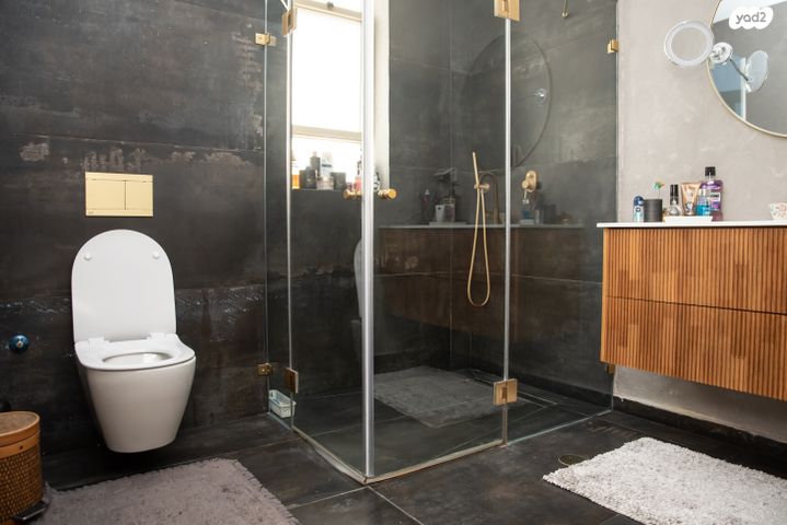 דו משפחתי, דרך ארץ, גדרה