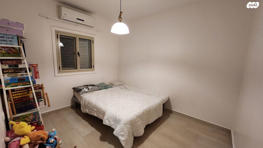 גג/ פנטהאוז, האדמו"ר האמצעי, חב"ד, נווה אורנים, לוד