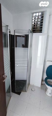 דירה, שמעון בר גיורא 22, שכונה ד', באר שבע