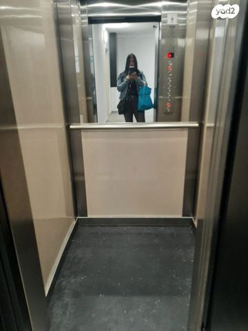 משרדים, רוטשילד, ראשון לציון