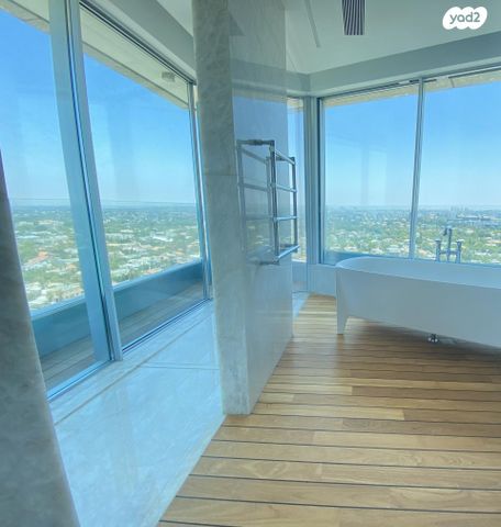 גג/ פנטהאוז, הרצליה פיתוח, הרצליה