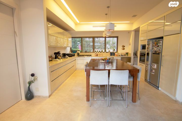 בית פרטי/ קוטג', סביון