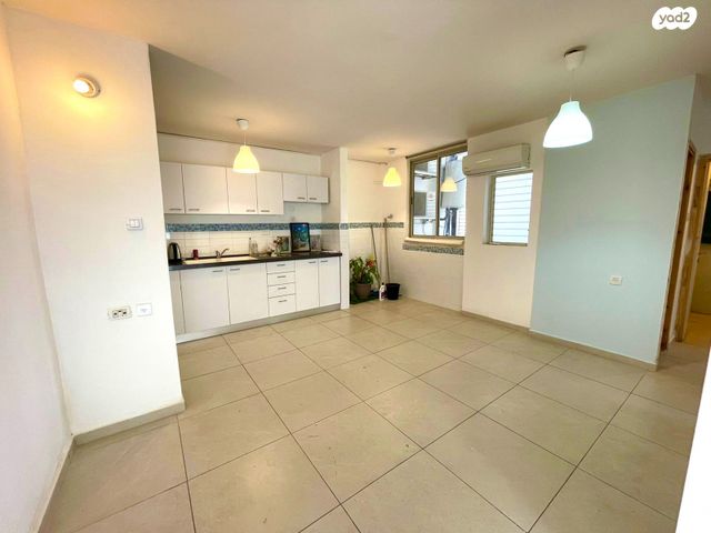 דירה, מרכז, הרצליה