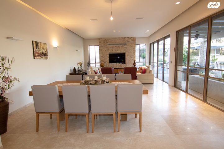 בית פרטי/ קוטג', סביון