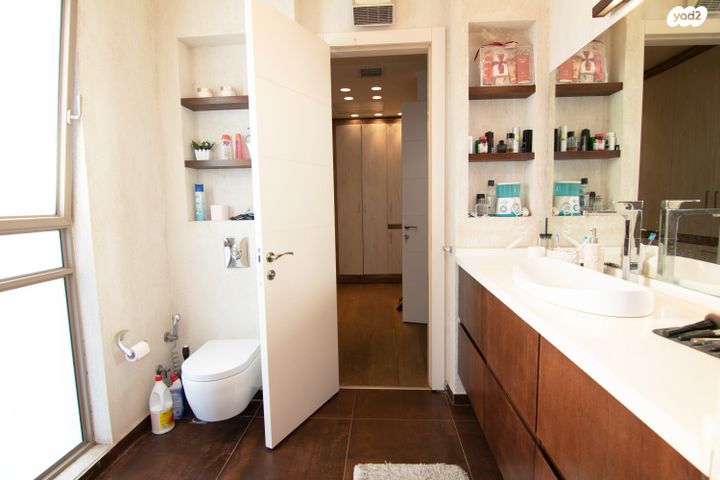 בית פרטי/ קוטג', סביון