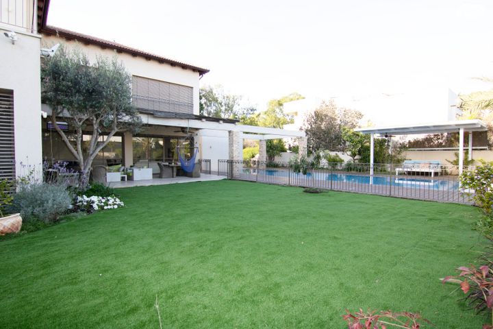 בית פרטי/ קוטג', סביון