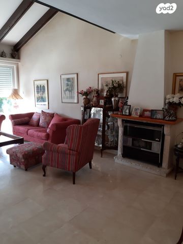 בית פרטי/ קוטג', מבוא מנדס 4, קרית קריניצי, רמת גן