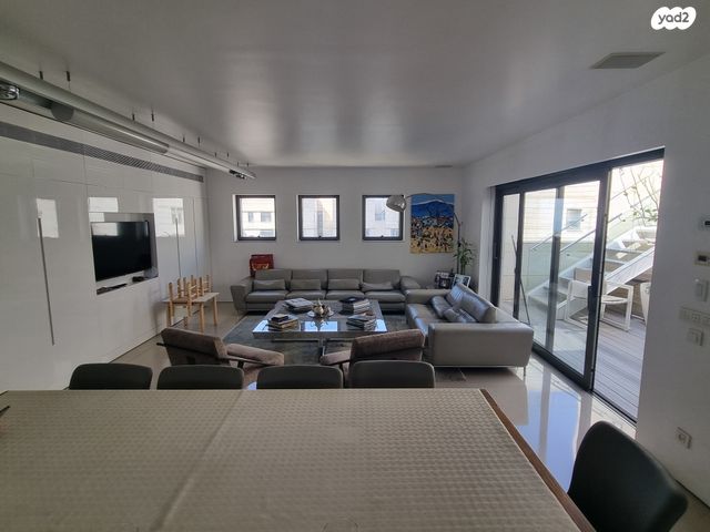 גג/ פנטהאוז, בלפור, לב תל אביב, לב העיר צפון, תל אביב יפו