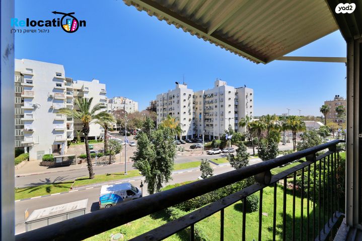 דירה, צרעה 14, נווה אליעזר וכפר שלם מזרח, תל אביב יפו