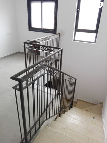 דו משפחתי, נריה, טלמון