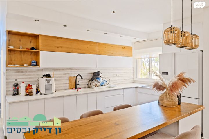 דירת גן, סול ליפצין, חומת שמואל, הר חומה, ירושלים