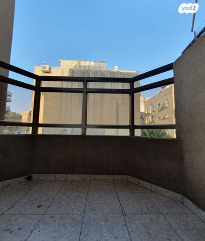 דירה, שמואל הנגיד, גרין ועם, חולון