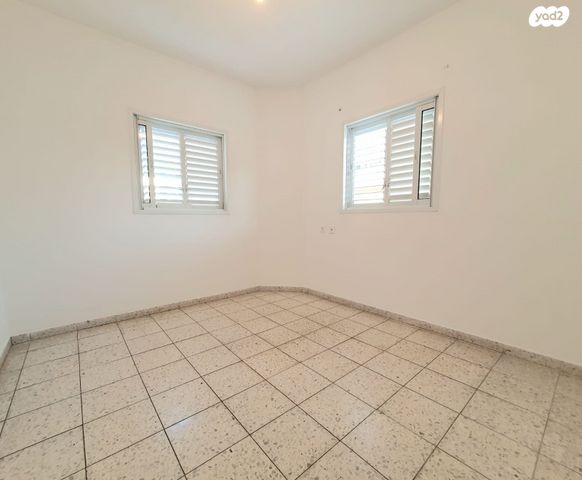 דירה, שמואל הנגיד, גרין ועם, חולון