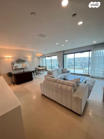 גג/ פנטהאוז, העוגן 4, מרינה, הרצליה