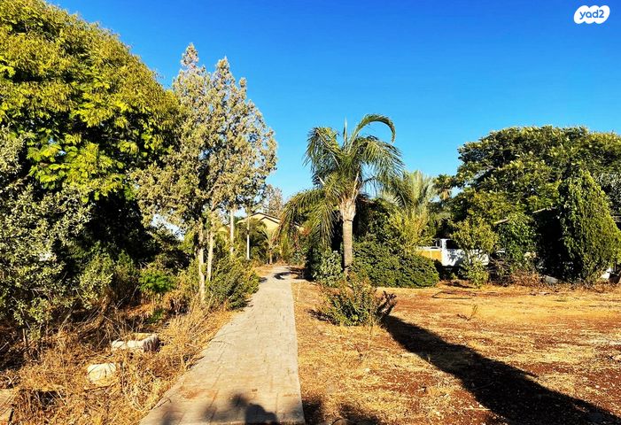 משק חקלאי/ נחלה, כורזים