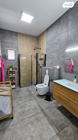 בית פרטי/ קוטג', מיתר / כרמית