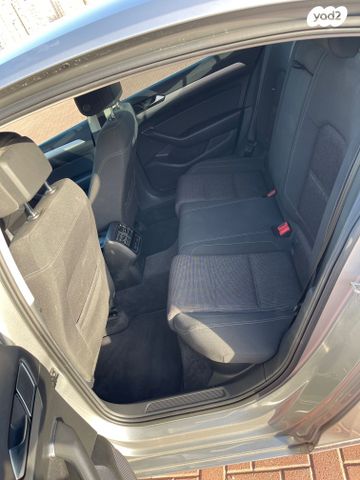 פולקסווגן פאסאט