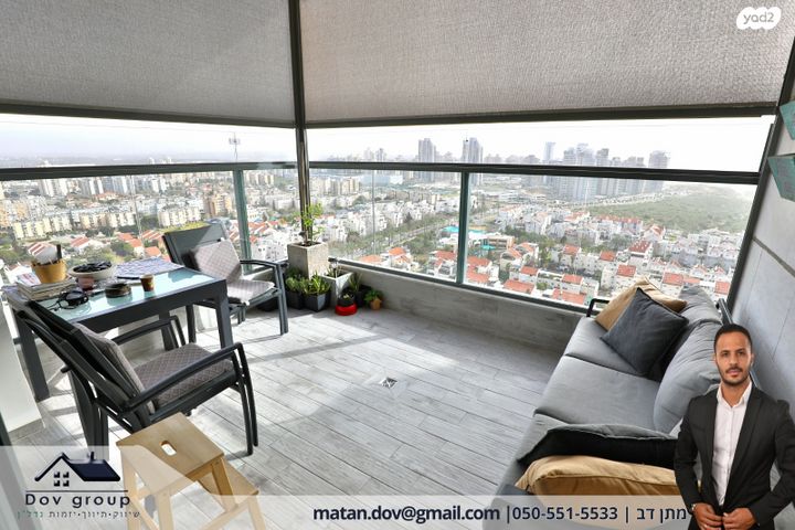 דירה, דווייט דייוויד איזנהאואר 3, נתניה