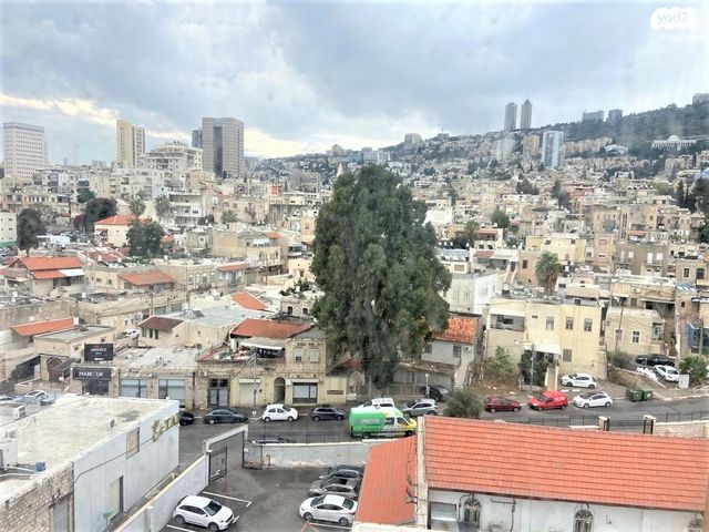 שער פלמר, תחנת רכבת השמונה