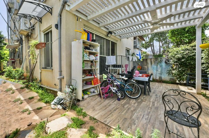 דירת גן, הצבי, רמת הטייסים, תל אביב יפו