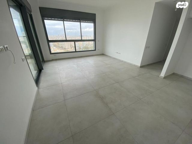 דירה, שדרות בנימין 84, רמת חן ובן ציון, נתניה