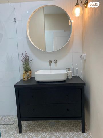 דירה, אריה ל. קובובי, רמת דניה, ירושלים