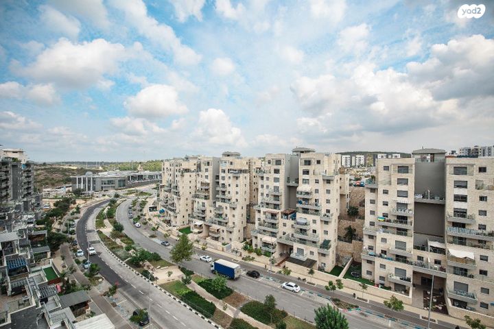 דירה, גפן 13, החורש, חריש