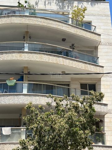 מודעת נכס, ענתות, גני צהלה, רמות צהלה, תל אביב יפו