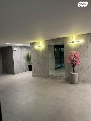 דירה, שדרות בפארק, שדרות