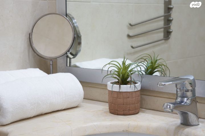 סאבלט, מרינה, הרצליה