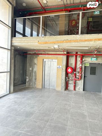 אולמות, שילת, שילת