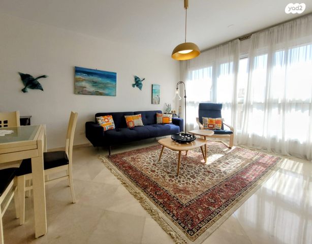 סאבלט, מרינה, הרצליה