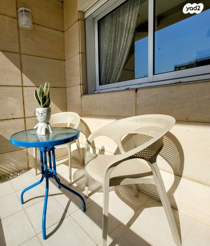 סאבלט, מרינה, הרצליה